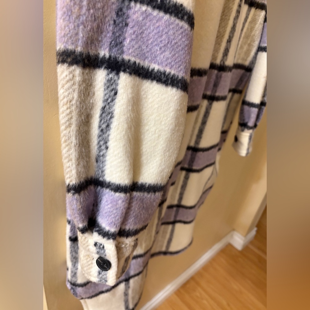 Vero Moda Cream and Purple Plaid Teddy Jacket - Picture 5 of 16